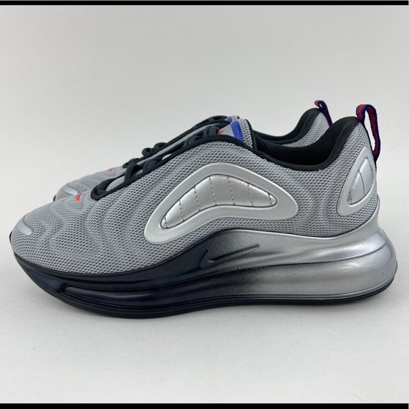 🧊NEW Nike Air Max 720 Metallic Silver🧊 - Picture 11 of 15